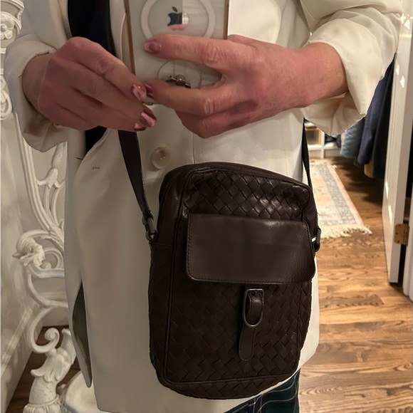 Bottega Veneta Brown Woven Messenger Bag - Picture 5 of 6
